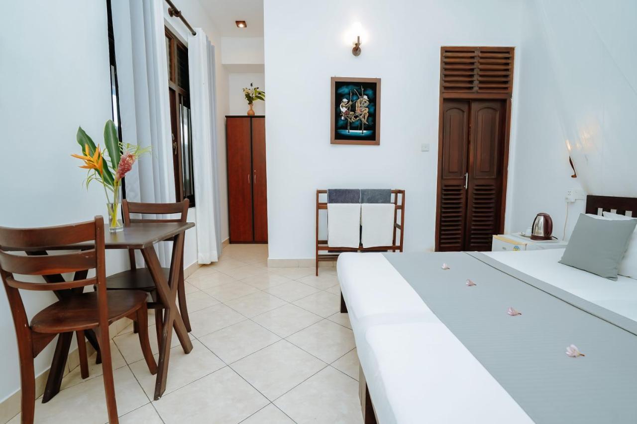 Blue Sky Beach Resort Unawatuna Zewnętrze zdjęcie