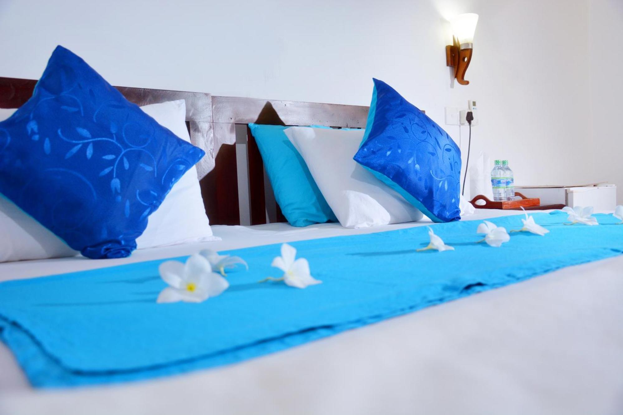 Blue Sky Beach Resort Unawatuna Zewnętrze zdjęcie