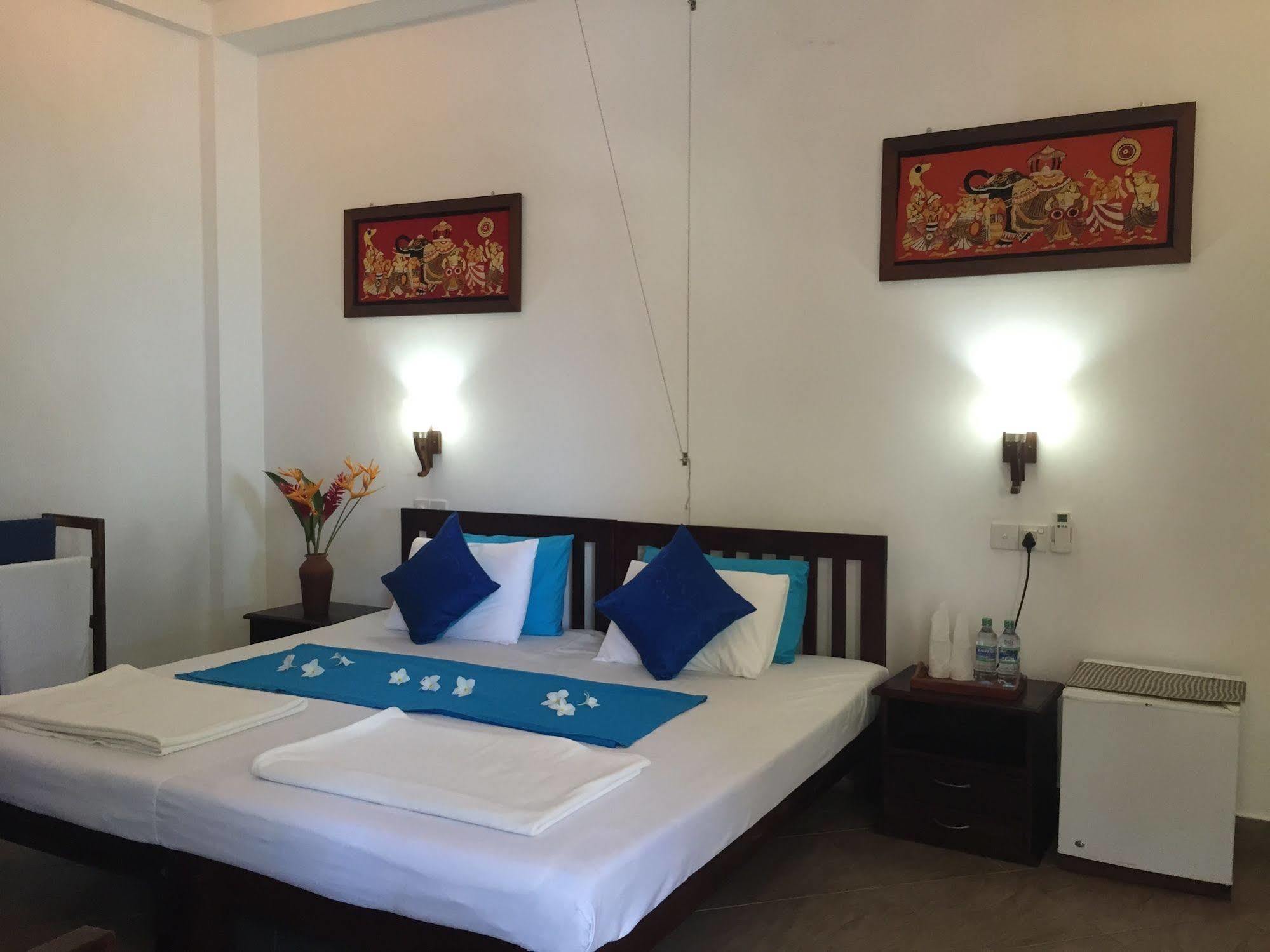 Blue Sky Beach Resort Unawatuna Zewnętrze zdjęcie