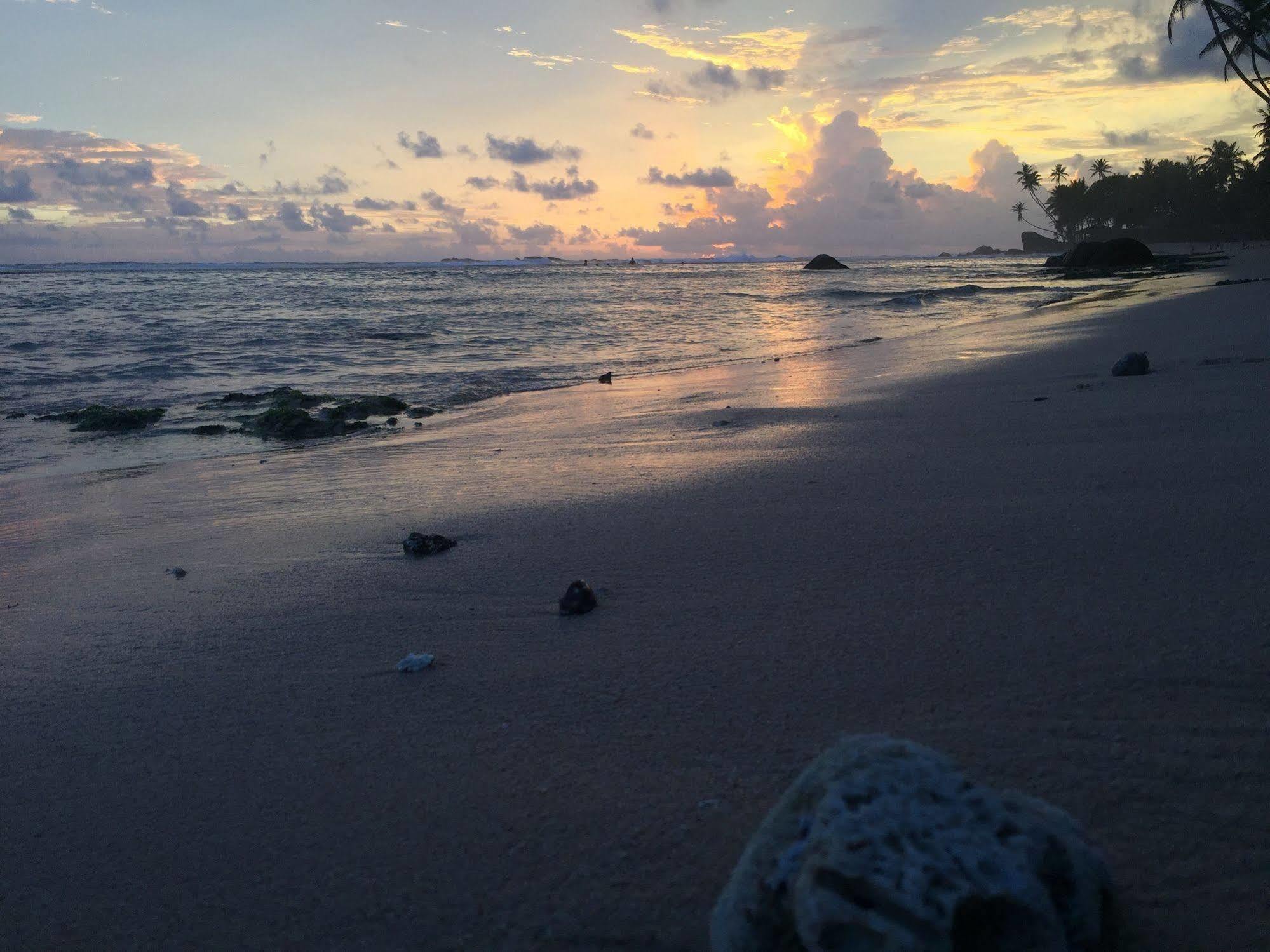 Blue Sky Beach Resort Unawatuna Zewnętrze zdjęcie